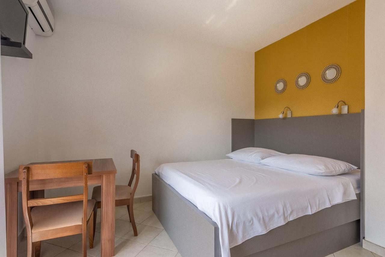 Apartments Ivana-Mira Okrug Gornji Bagian luar foto