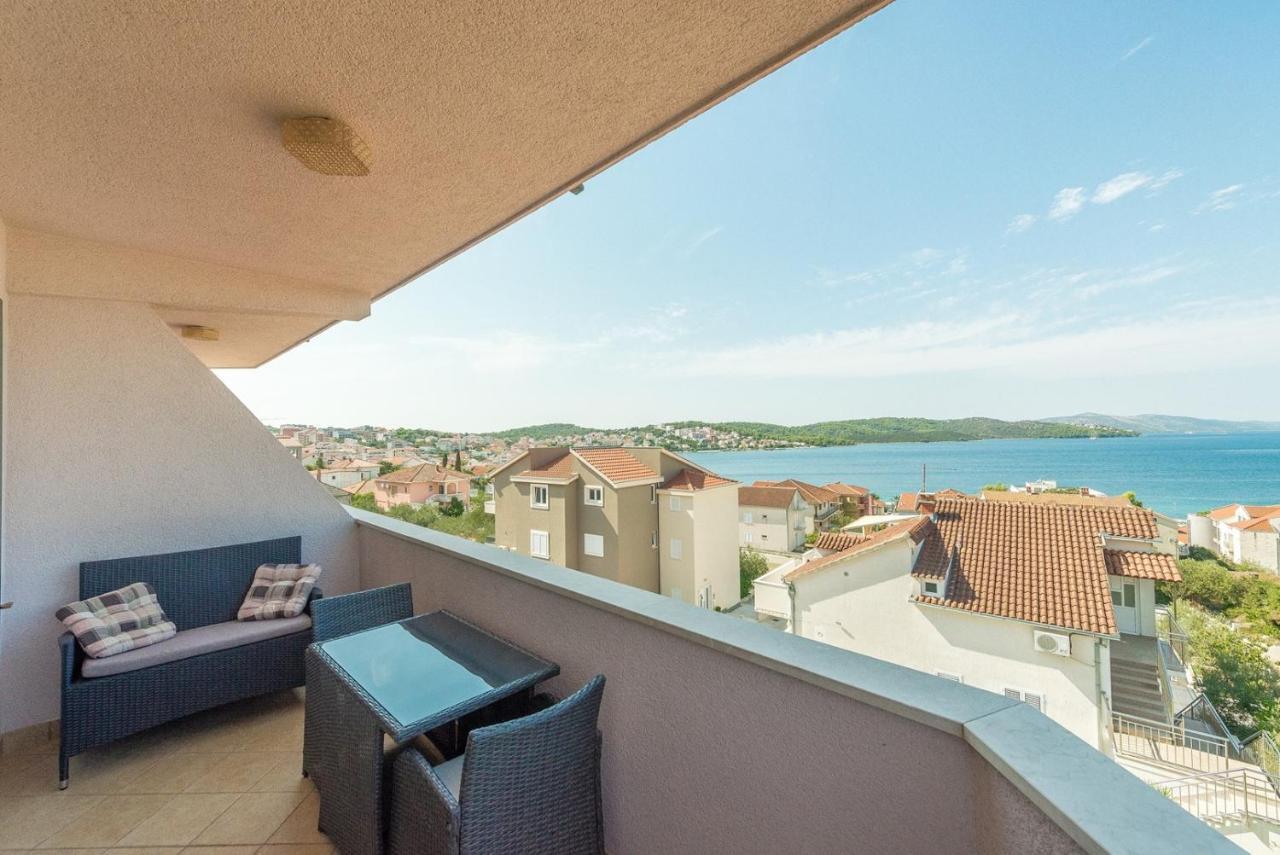 Apartments Ivana-Mira Okrug Gornji Bagian luar foto